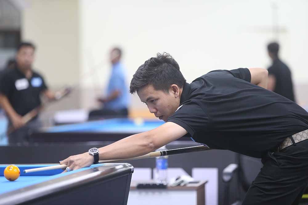 Nguyễn Huỳnh Phương Linh trở thành cơ thủ billiards Việt sót lại ở Top 16 của Tour 3 PBA
