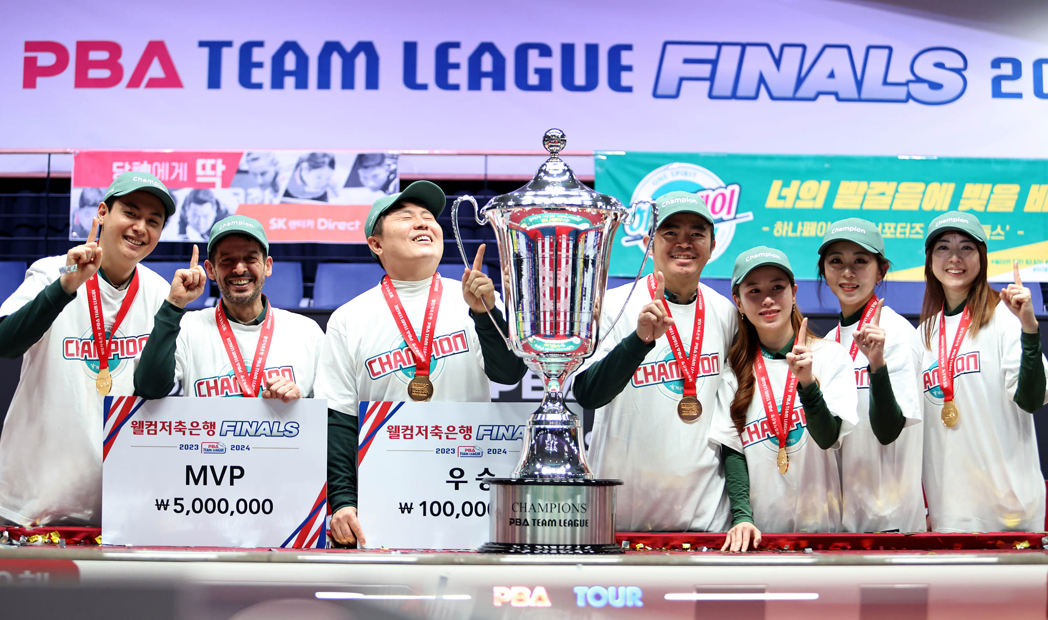 Vô địch PBA Team League: Lạ lùng cuộc chiến giữa 
