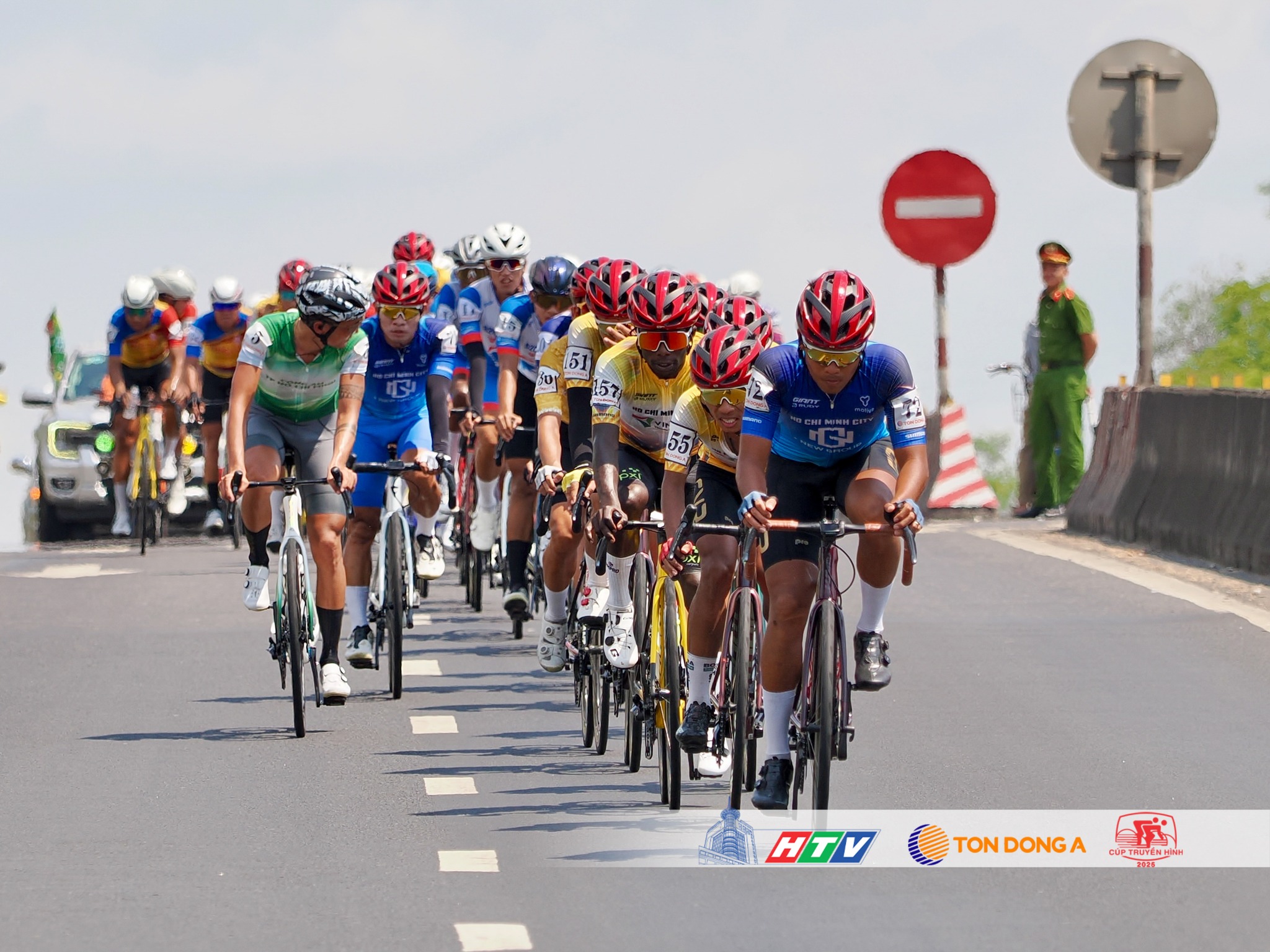 Trực tiếp đua xe đạp C&uacute;p truyền h&igrave;nh TPHCM 2026 h&ocirc;m nay 19/04: B&agrave;i to&aacute;n giữ vững danh hiệu của c&aacute;c ngoại binh