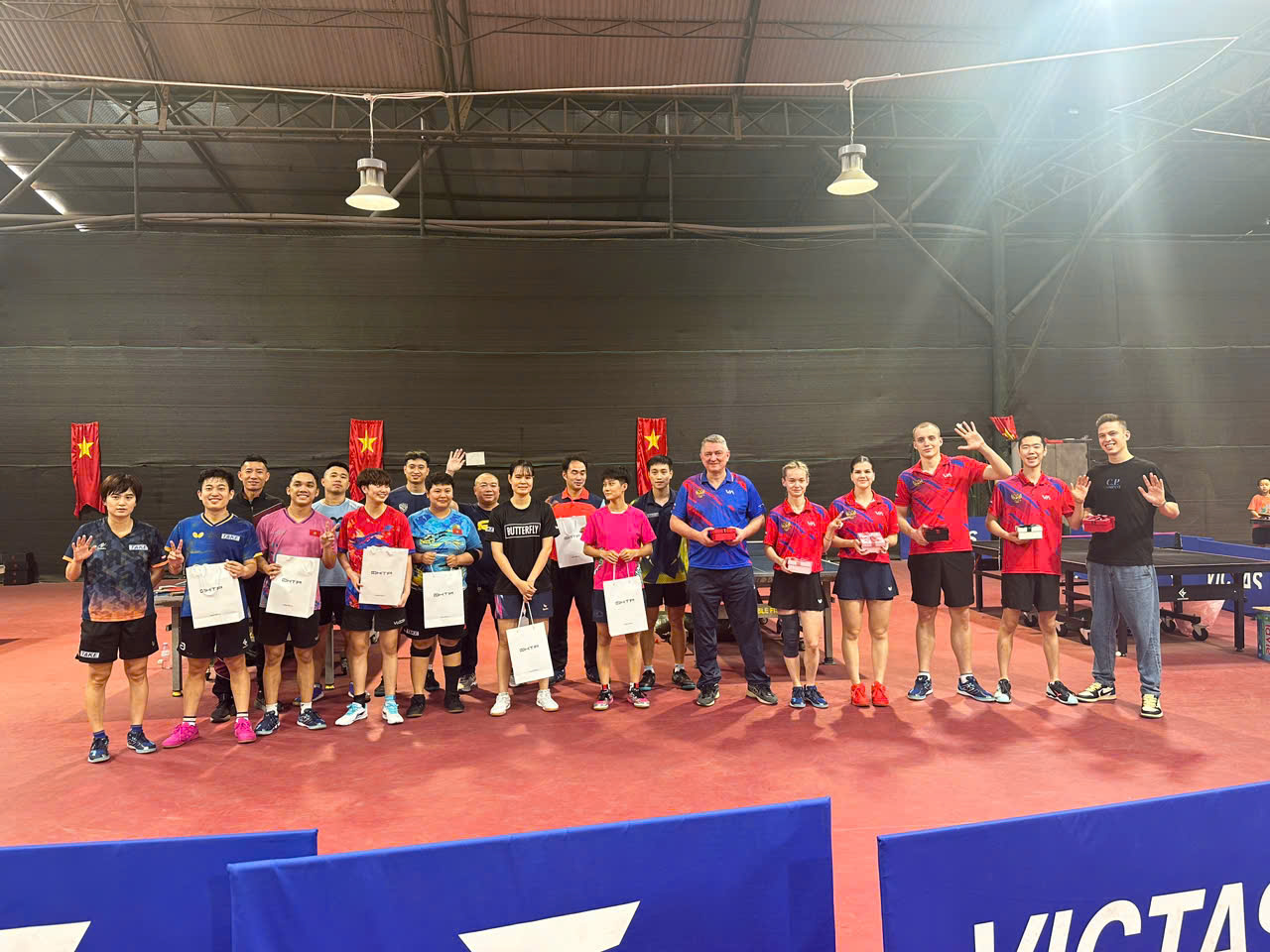 Tuyển Bóng Bàn Nga đến Việt Nam: 