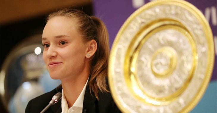 Elena Rybakina được tưởng thưởng lẫn công kích sau khi vô địch giải tennis Wimbledon 2022