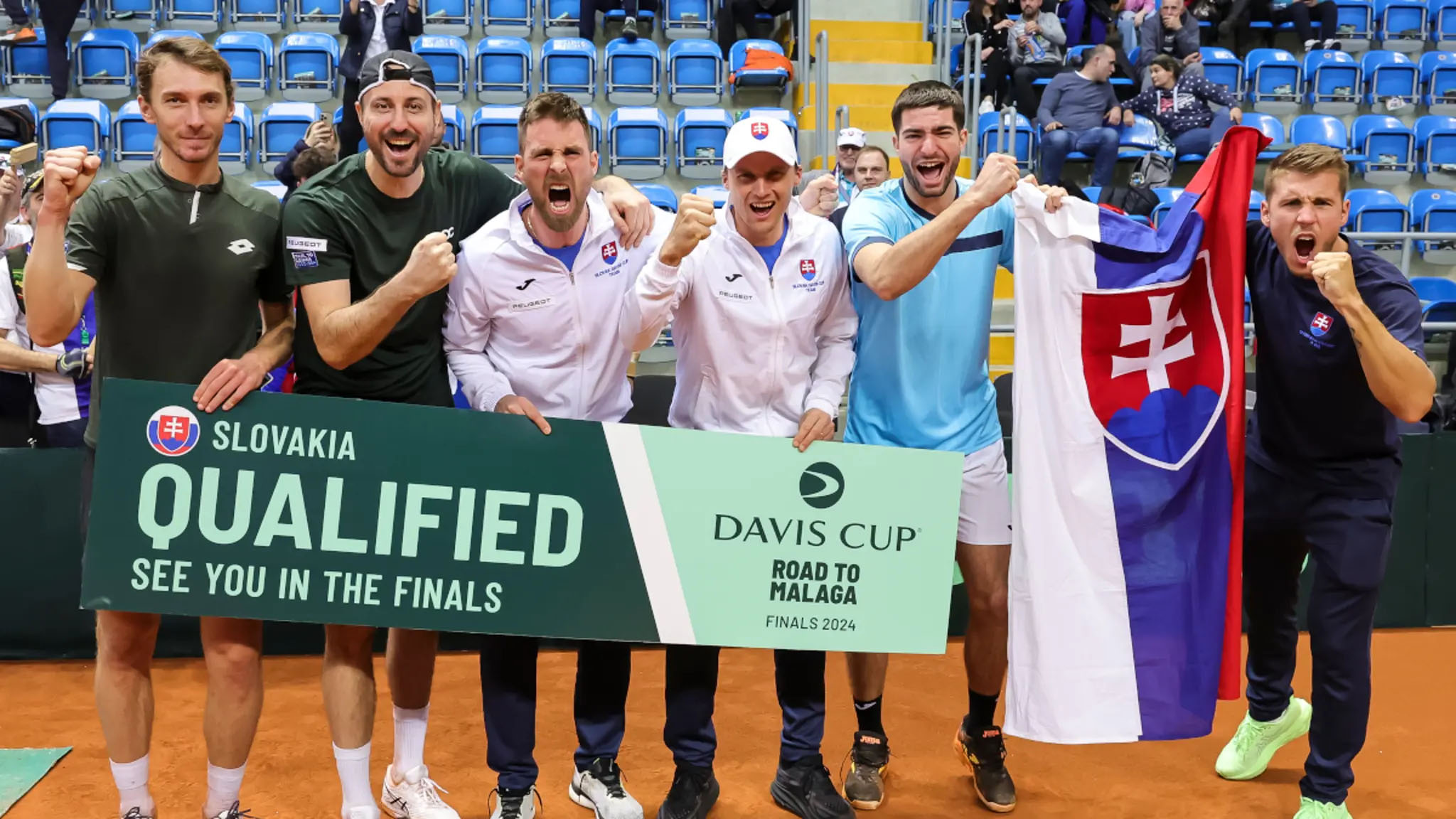 Tranh thủ số 1 thế giới Djokovic vắng mặt, Slovakia loại Serbia để đi vào lịch sử tennis Davis Cup