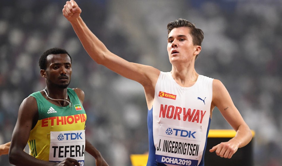 Jakob Ingebrigtsen chạy pace 2:20, phá kỷ lục thế giới 1500m trong nhà