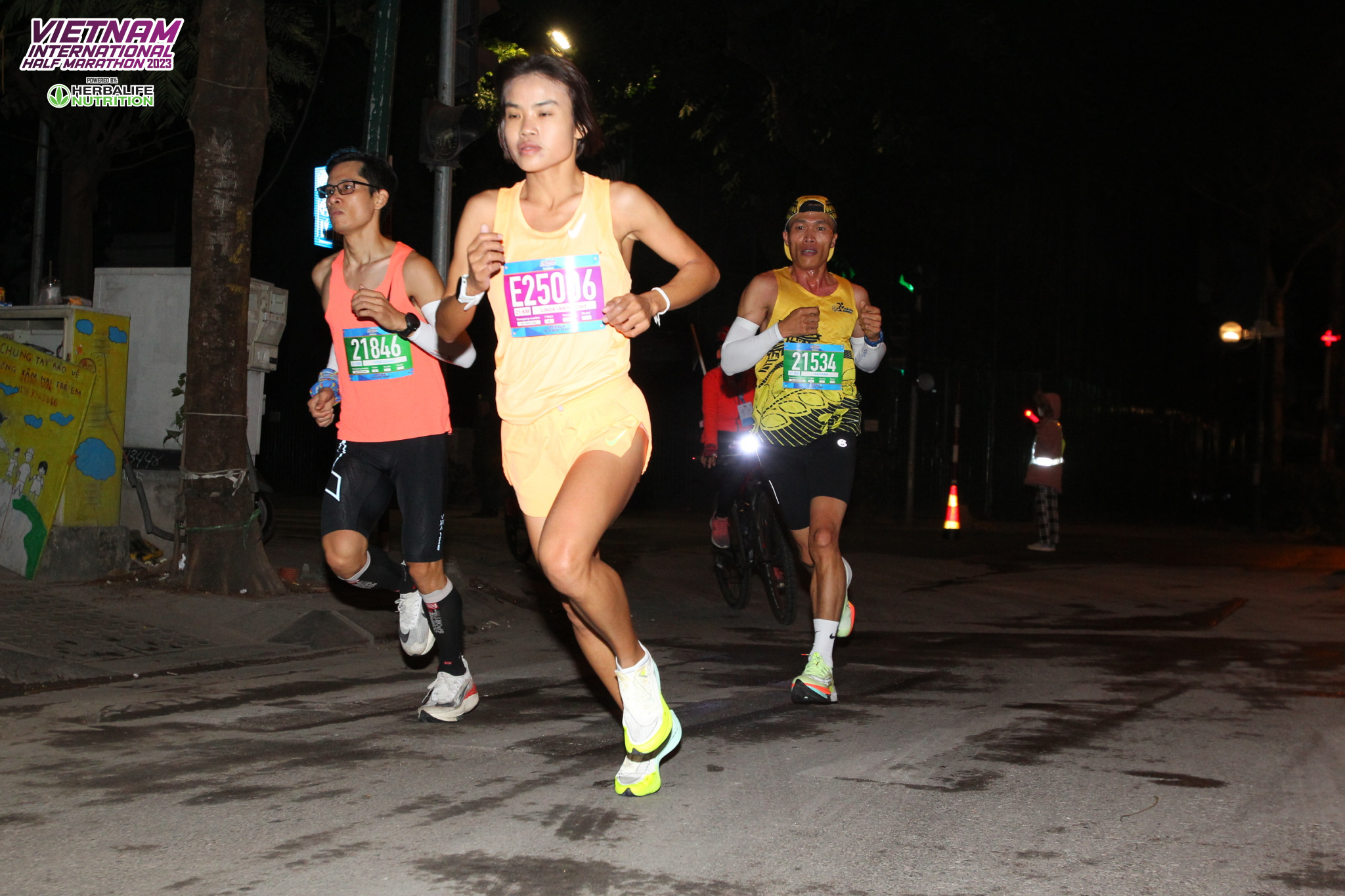 Nữ tuyển thủ điền kinh Thái Lan trở lại Giải Bán Marathon Quốc tế Việt Nam 2024 tài trợ bởi Herbalife với bảng thành tích ấn tượng
