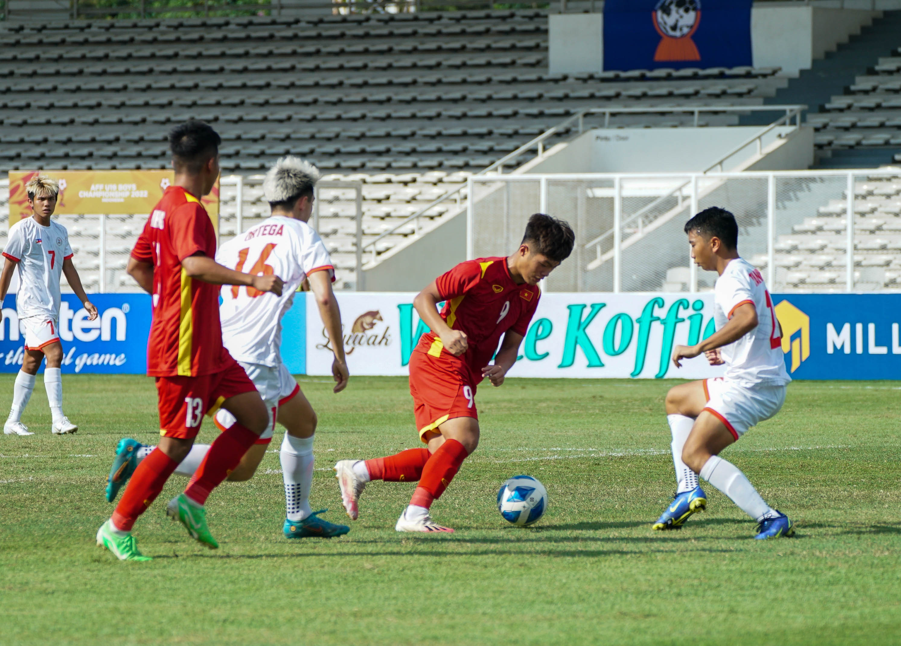 Đội hình ra sân U19 Việt Nam vs U19 Brunei: Văn Khang, Quốc Việt dự bị