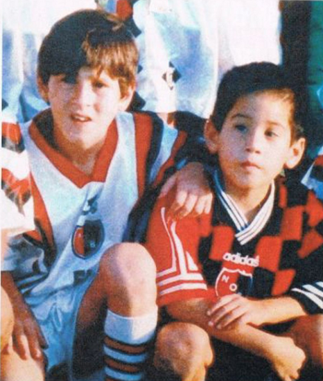 Chàng trai tài năng Lionel Messi đã trải qua những ngày tháng nan giải với COVID-