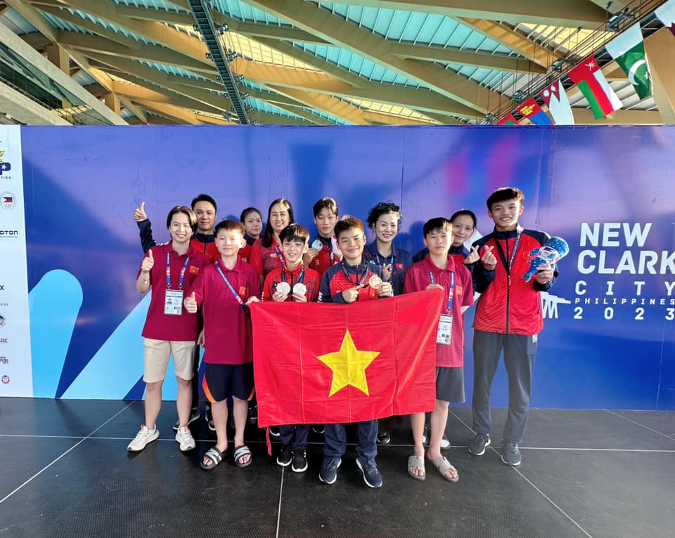 Tuyển bơi Việt Nam xếp hạng 5 giải châu Á nhóm tuổi 2024 với 14 HCV