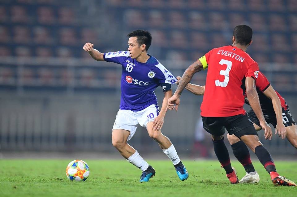 Cựu sao Manchester United lỡ cơ hội đối đầu với Quang Hải, Duy Mạnh