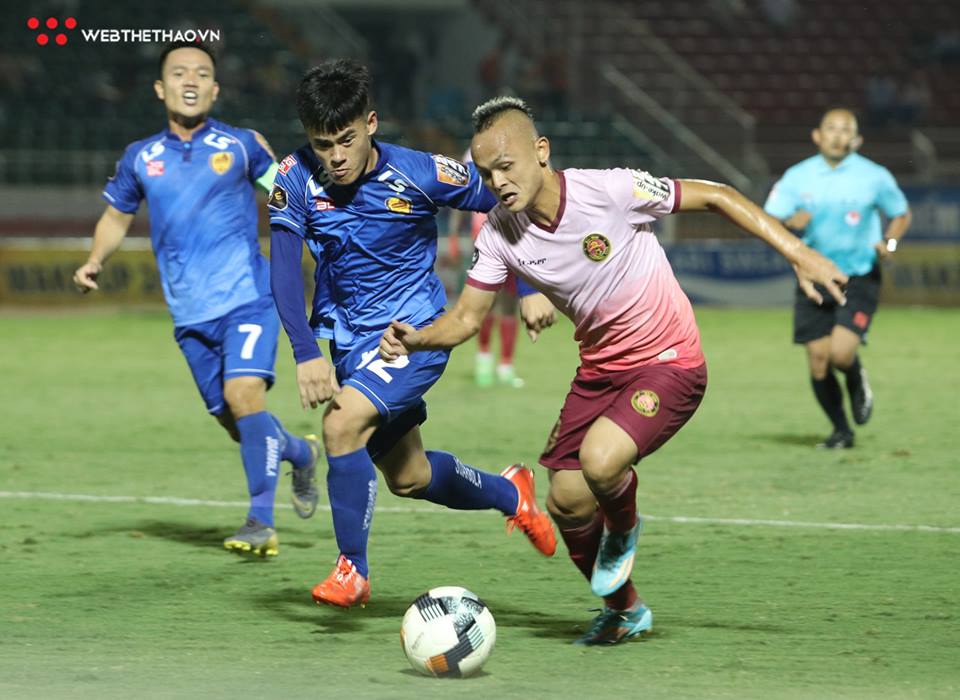 Quảng Nam mất điểm phút cuối, cựu HLV U23 Việt Nam đổ lỗi cho người này