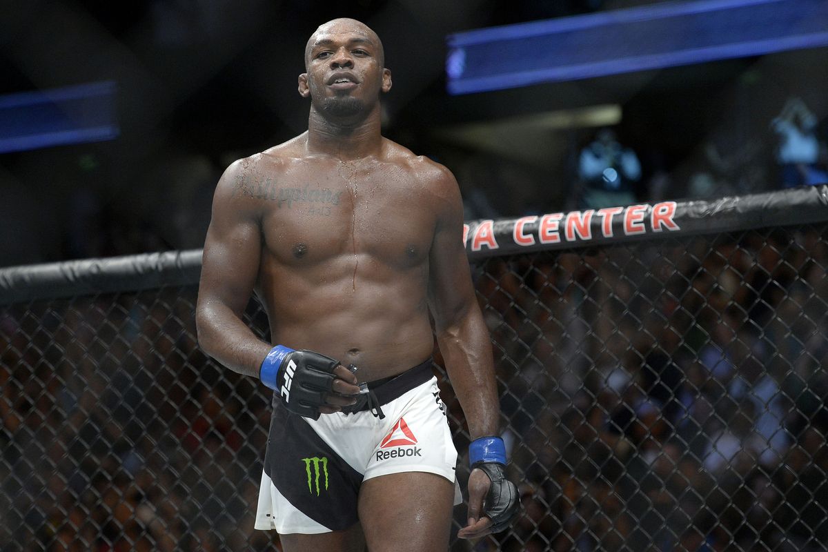 Lối đi nào cho nhà vô địch Light Heavyweight Jon Jones?