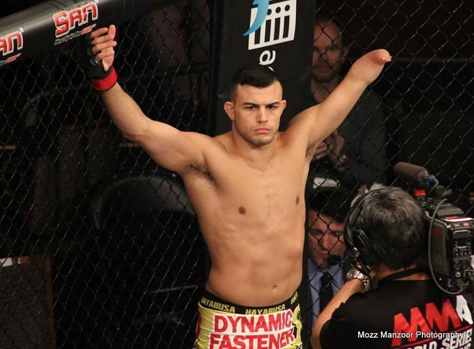 Võ sĩ cụt tay Nick Newell xin được tham dự UFC Fight Night