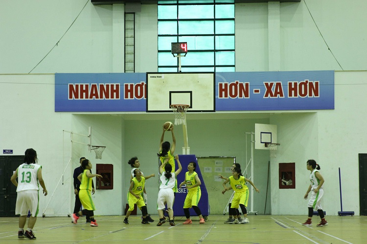 Giải bóng rổ nữ THPT: Chung kết gọi tên Hà Nội Amsterdam và Đoàn Kết - Hai Bà Trưng