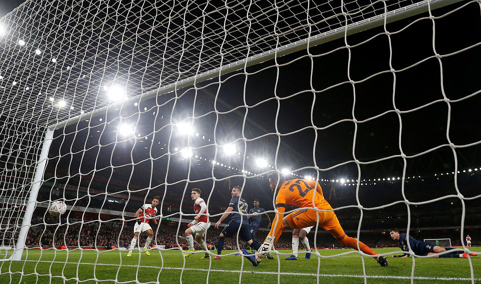 Chấm điểm Arsenal - MU: Tam tấu Sanchez-Lukaku-Lingard diệt gọn Pháo thủ