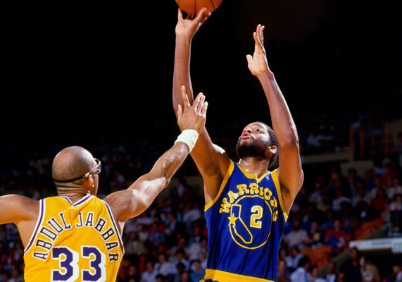 Top 5 cầu thủ NBA vẫn bá đạo dù chả thèm ném quả 3 điểm nào suốt sự nghiệp