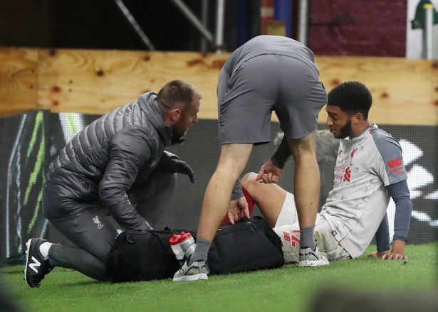 Liverpool sợ Joe Gomez phải phẫu thuật và nỗi lo vị trí trung vệ