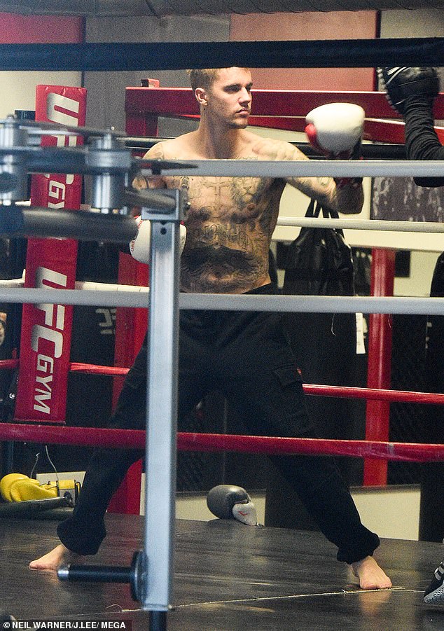 Justin Bieber tập luyện tại UFC gym như thế nào?
