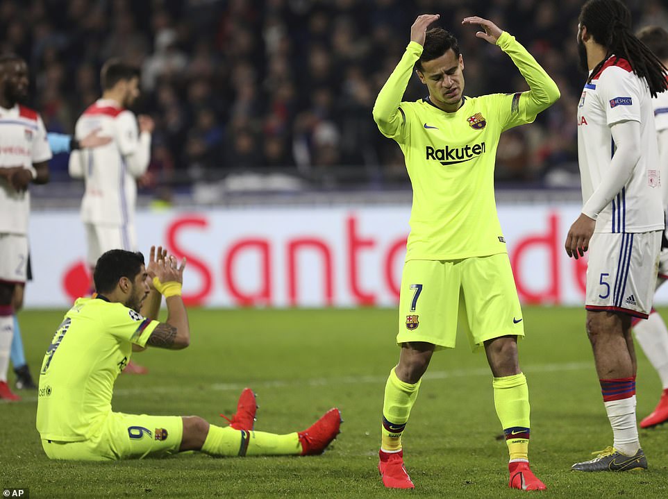 Phản ứng khó tin của HLV Barca trước kỷ lục tịt ngòi tệ hại của Luis Suarez
