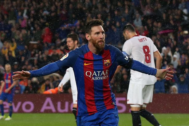 Messi đã biến sân Sanchez Pizjuan của Sevilla trở thành sân chơi như thế nào?