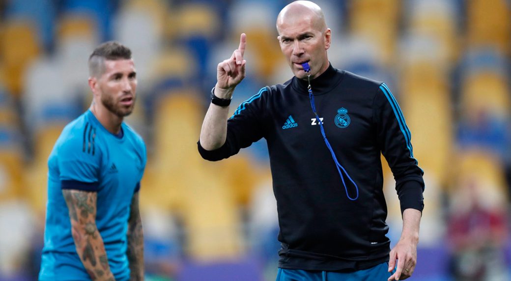 Tiết lộ sốc về việc Zidane trở lại Real Madrid sau khi các ngôi sao phản ứng với Mourinho