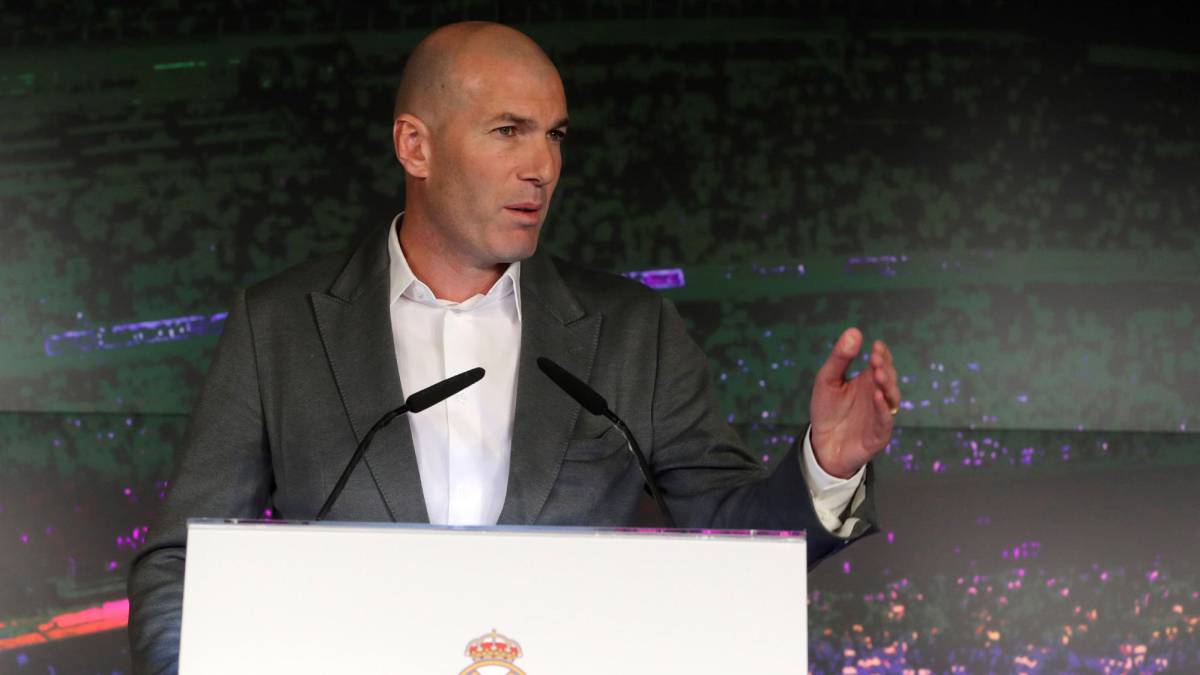 Tiết lộ sốc về việc Zidane trở lại Real Madrid sau khi các ngôi sao phản ứng với Mourinho