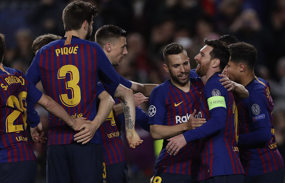 Messi và Barca thiết lập kỷ lục vô tiền khoáng hậu sau khi hạ sát Lyon