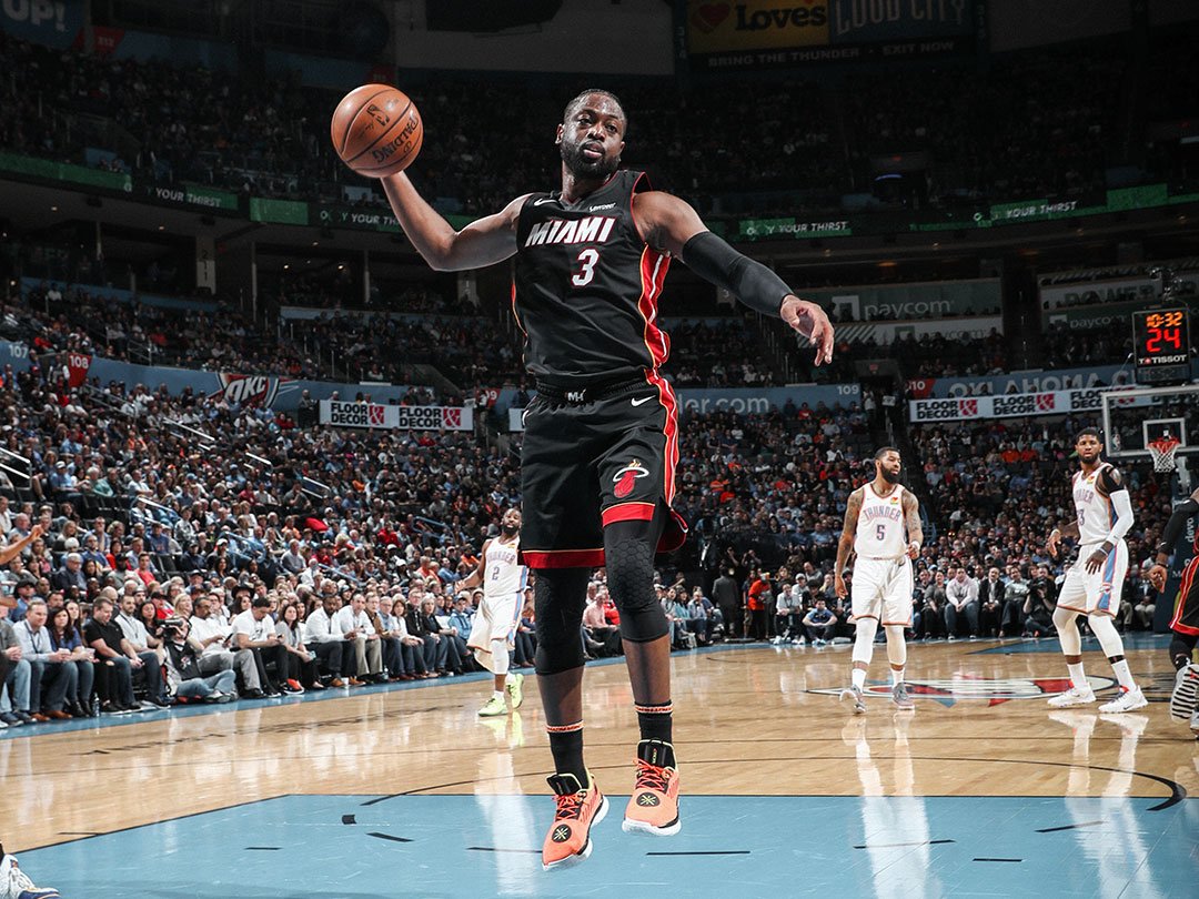 D-Wade hồi xuân, Heat đánh bại Thunder trong ngày Westbrook bị cấm thi đấu