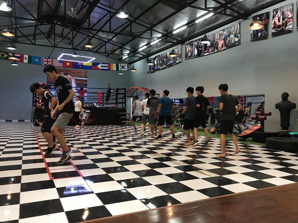 Về Buôn Ma Thuột nghe người thách đấu Flores Trương Đình Hoàng kể chuyện Boxing