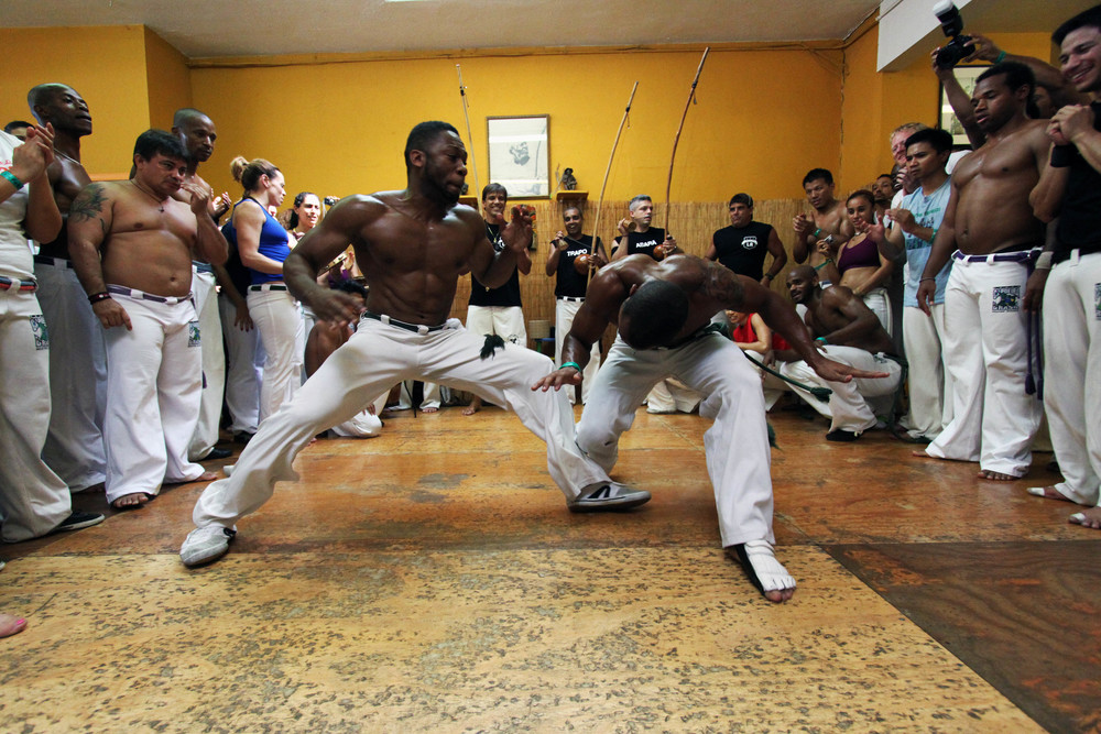 Capoeira - Điệu nhảy tử thần của xứ Brazil