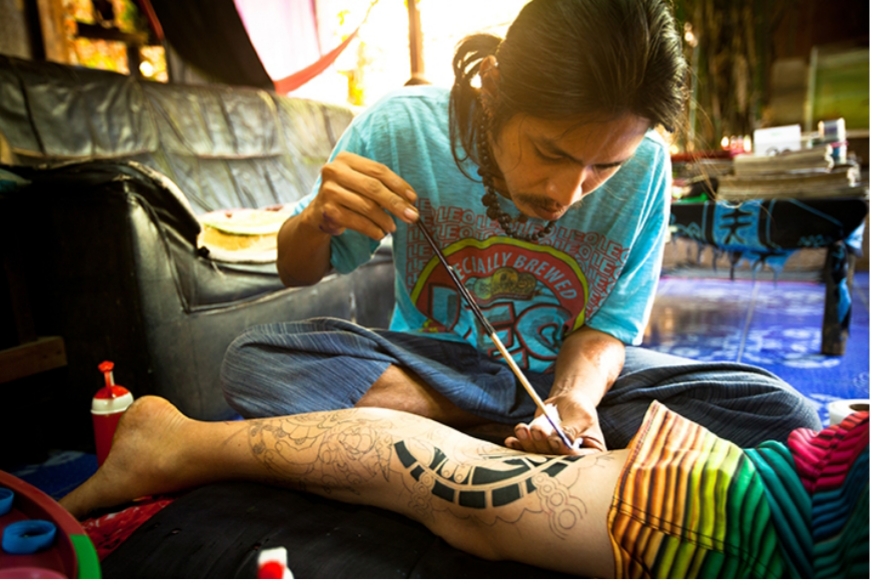 Ý nghĩa Hình xăm bùa Thailand Yant Ha Tew  Hình xăm phật giáo Hình xăm  thái Inspiration tattoos