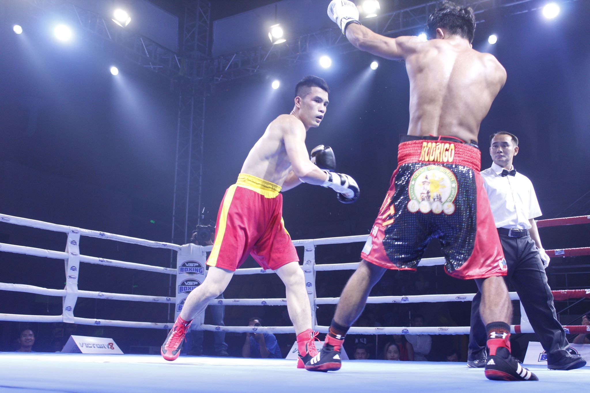 Hà Nội, điểm đến tiếp theo của giải Boxing Victory 8