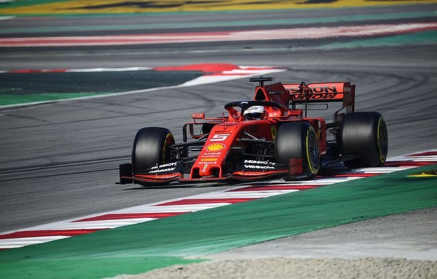 Thể thao 24h: Ông trùm F1 ủng hộ Vettel soán ngôi vô địch của Hamilton