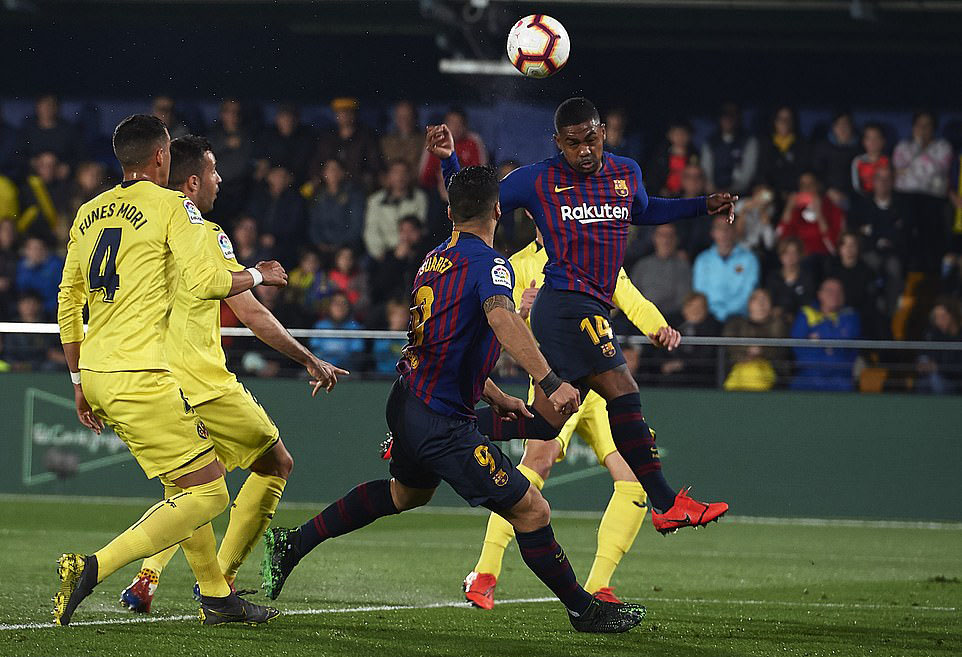Kỷ lục sút phạt của Messi, Suarez rực sáng phút bù giờ và những điểm nhấn ở trận Villareal vs Barcelona