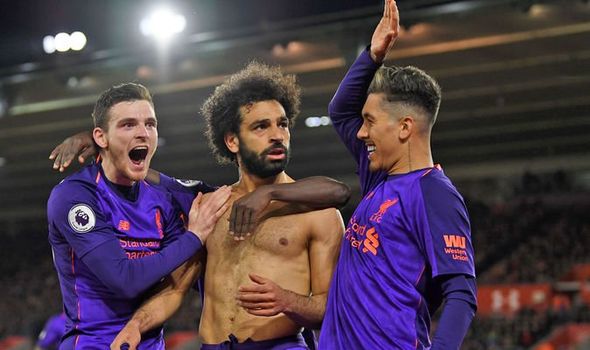 Tại sao Klopp không để Salah nghỉ ngơi trong cuộc đua vô địch Ngoại hạng Anh?