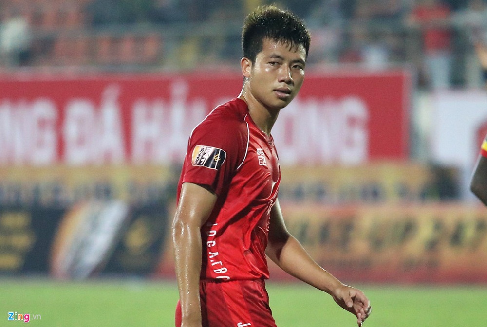 Hi hữu trọng tài rút nhầm thẻ đỏ cho tuyển thủ U23 Việt Nam