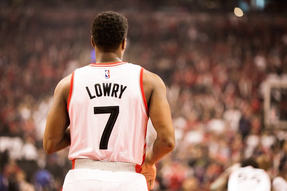 Nhìn lại trận thua Game 1 của Toronto Raptors, Kyle Lowry có thật sự quá phế?