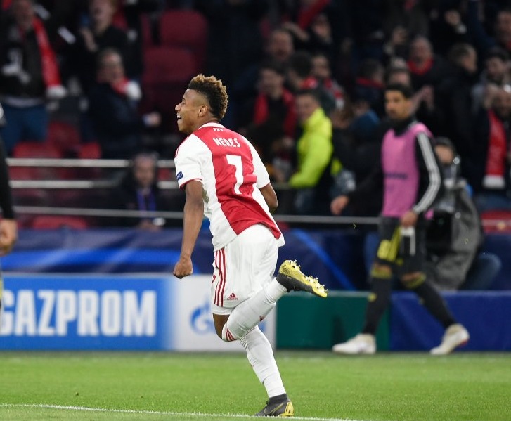 Chuyển nhượng MU 16/4: MU tranh tiền đạo trẻ của Ajax với Arsenal