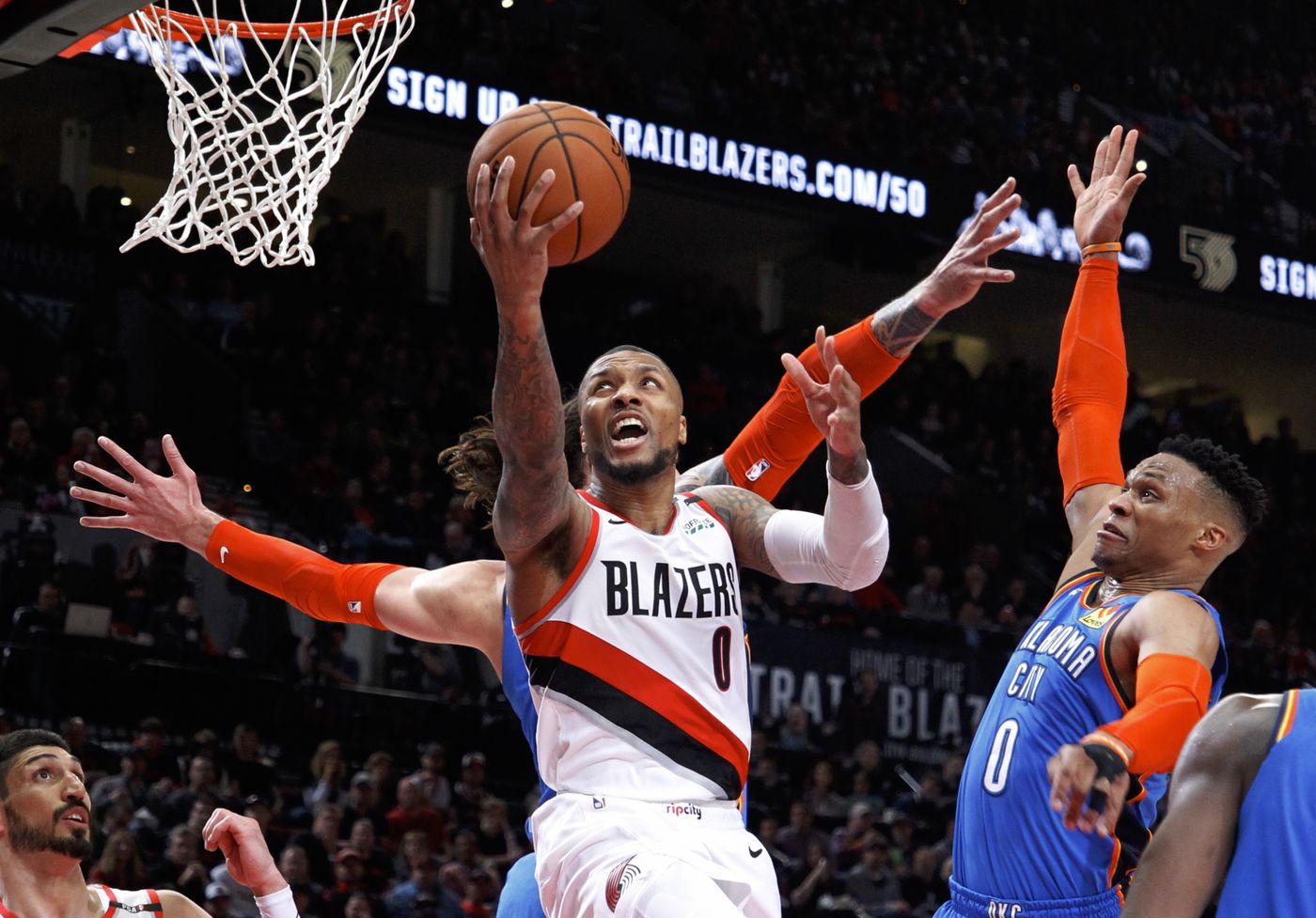 Siêu xạ thủ Damian Lillard nuôi tiếp giấc mộng đẹp 19 năm cho Blazers tại NBA Playoffs 2019