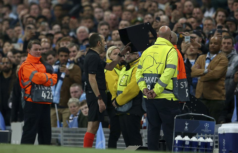 Kỷ lục của De Bruyne, tội đồ Laporte, VAR nghẹt thở và những điểm nhấn ở trận Man City vs Tottenham