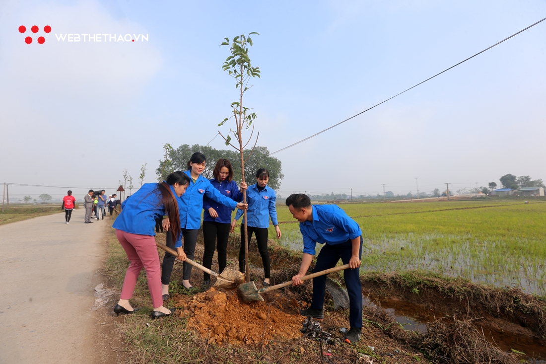 500 cây xanh - Món quà của runner tham dự HCT 2019 đã được trồng tại xã Mỹ Lương