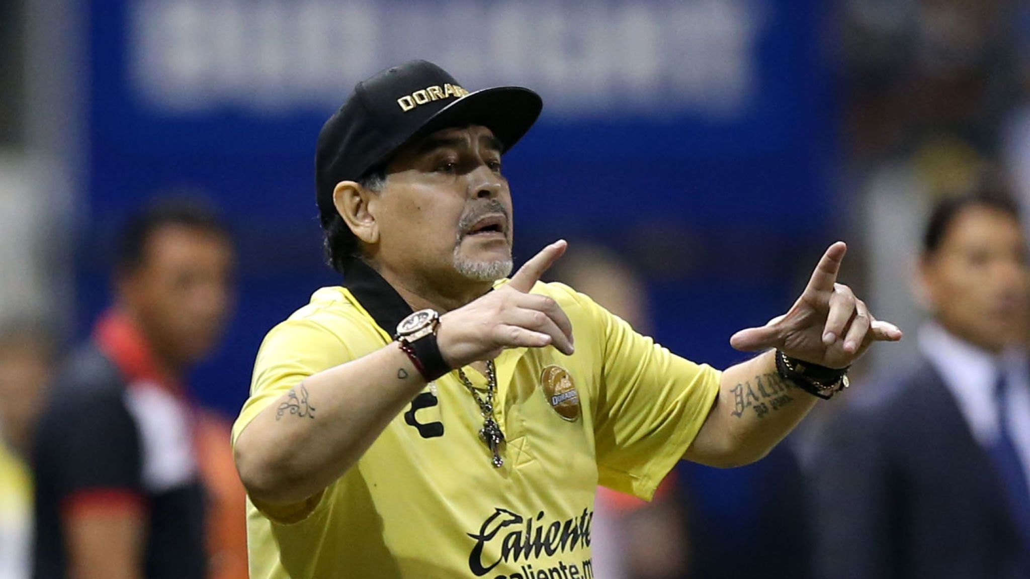 Diego Maradona tuyên bố phục sinh MU mà không cần Paul Pogba