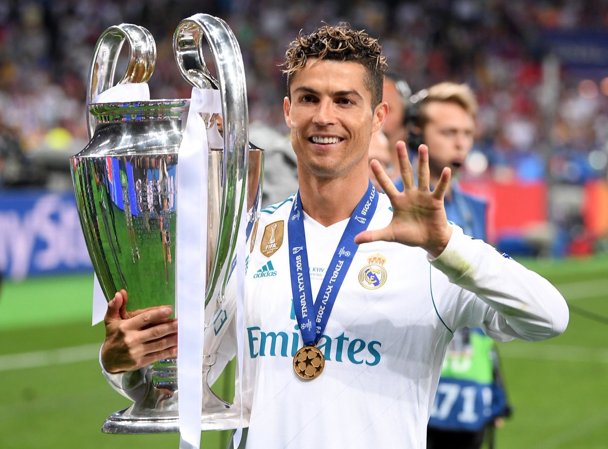 Ronaldo xác lập kỷ lục vô địch vô tiền khoáng hậu trong lịch sử UEFA
