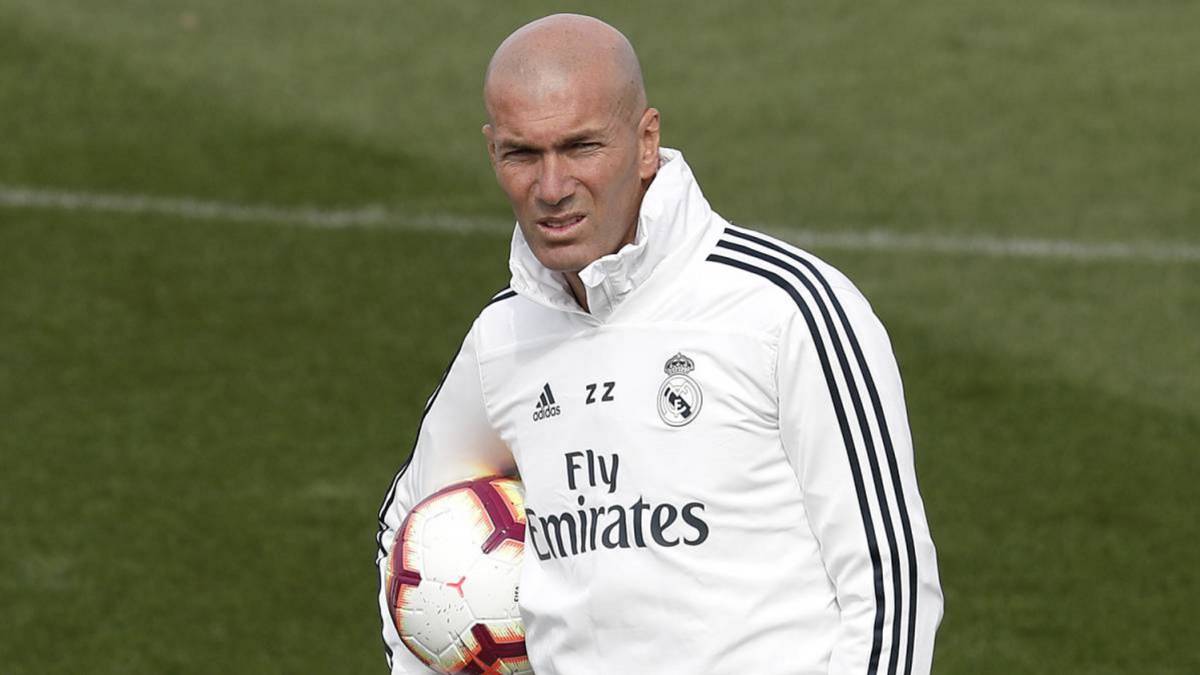 Tậu xong bom tấn, Zidane kế hoạch thay đổi toàn bộ lối chơi của Real Madrid