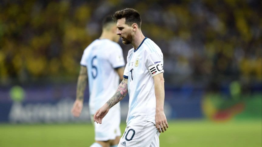Messi đay nghiến trọng tài và VAR vì khiến Argentina để thua trước Brazil