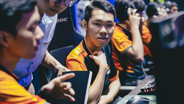 Chuyển nhượng VCS mùa hè 2019: Xạ Thủ Zin trở lại GAM Esports