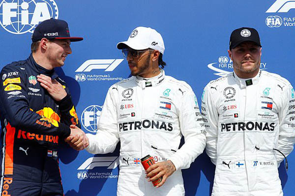 Vòng loại Grand Prix Đức: Hamilton chiếm pole, Ferrari tan tác
