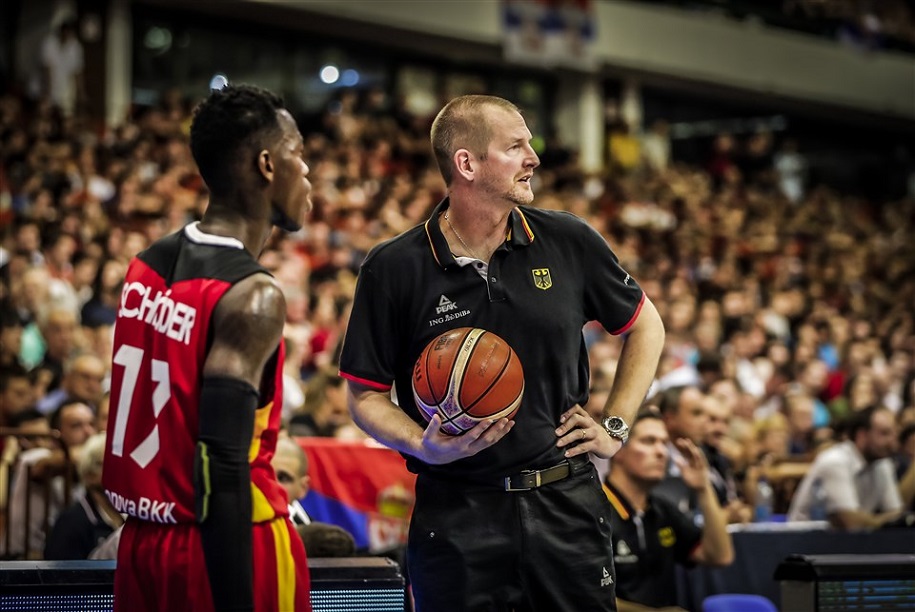 Những HLV FIBA World Cup 2019 và sự nghiệp cầu thủ lừng lẫy