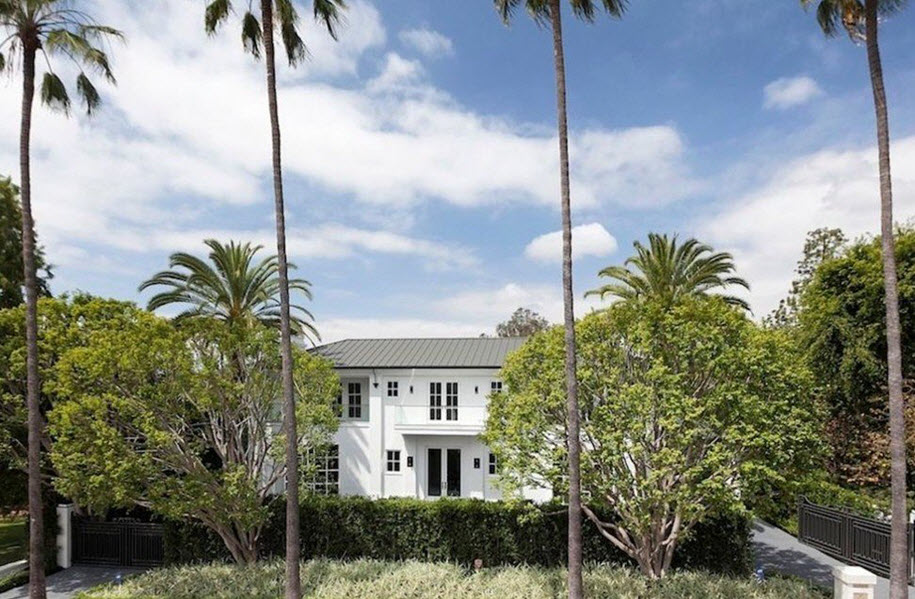 Bên trong biệt thự của Floyd Mayweather tại Los Angeles có những gì?