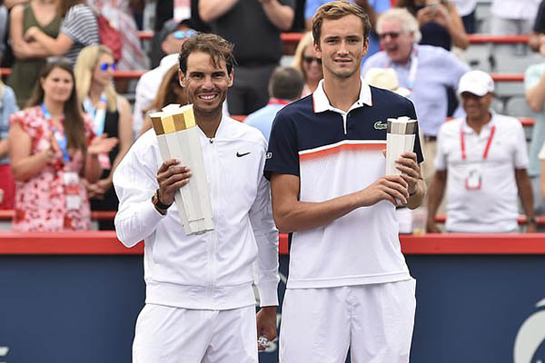 Rogers Cup 2019: Nadal thắng Medvedev, đạt một lúc 4 mục tiêu
