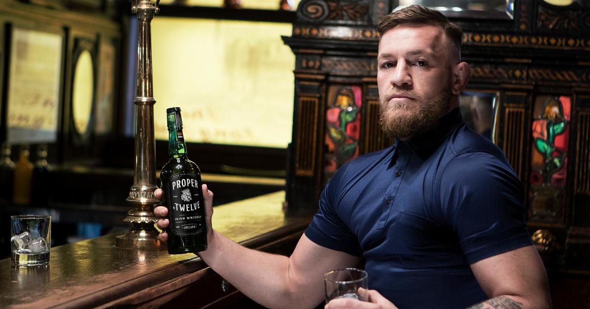 Conor McGregor bị điều tra vì tấn công một người cao tuổi tại quán bar