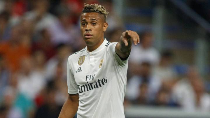 Chuyển nhượng Real Madrid 18/8: Real hỏi mua tiền đạo 19 tuổi